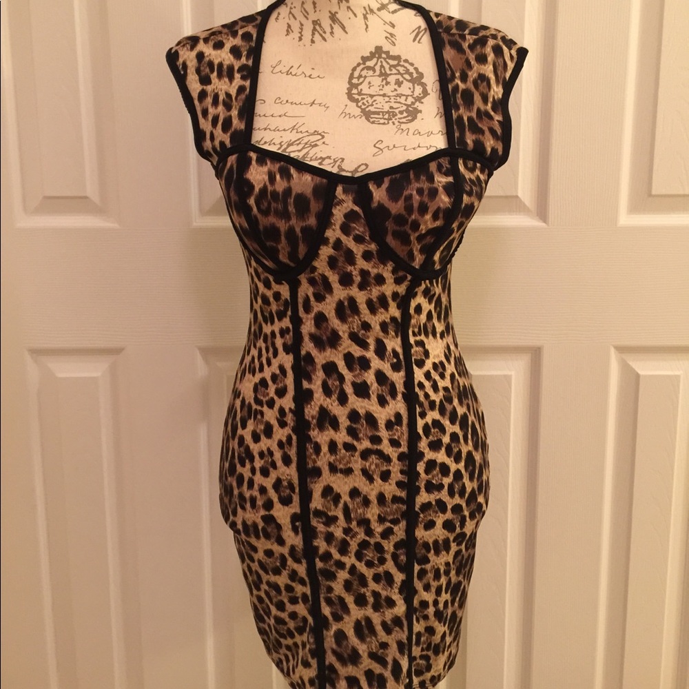 Forever 21 cheetah print stretch dress size LG